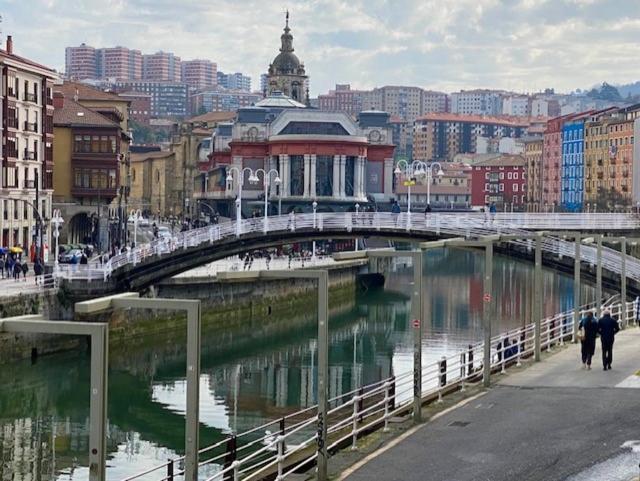 Апартаменты Piso De Diseno Con Vistas A La Ria. Бильбао Экстерьер фото